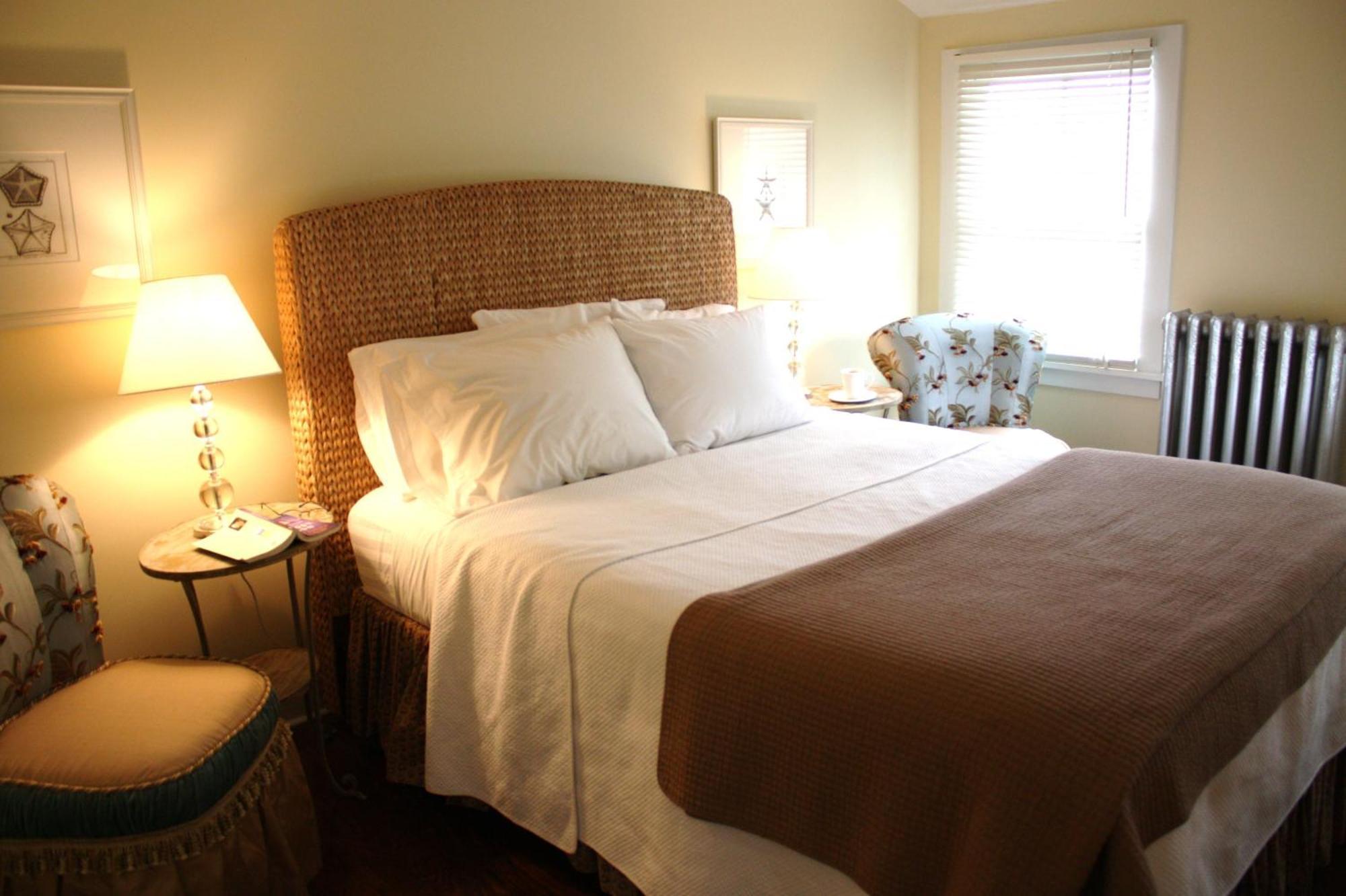 The Oak Bluffs Inn ภายนอก รูปภาพ